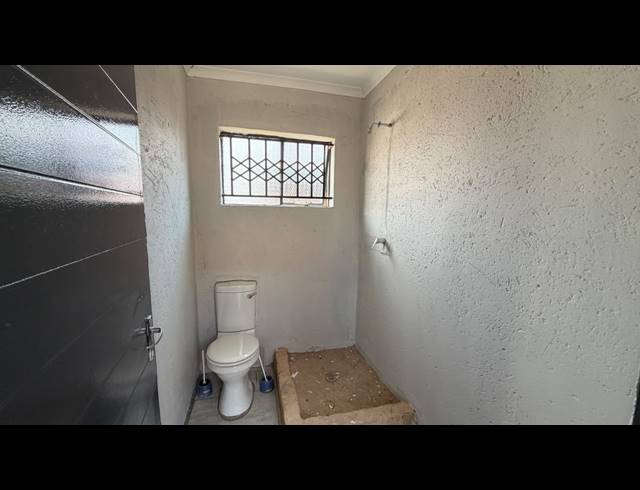3 BEDROOM HOUSE FOR SALE IN SOSHANGUVE WW